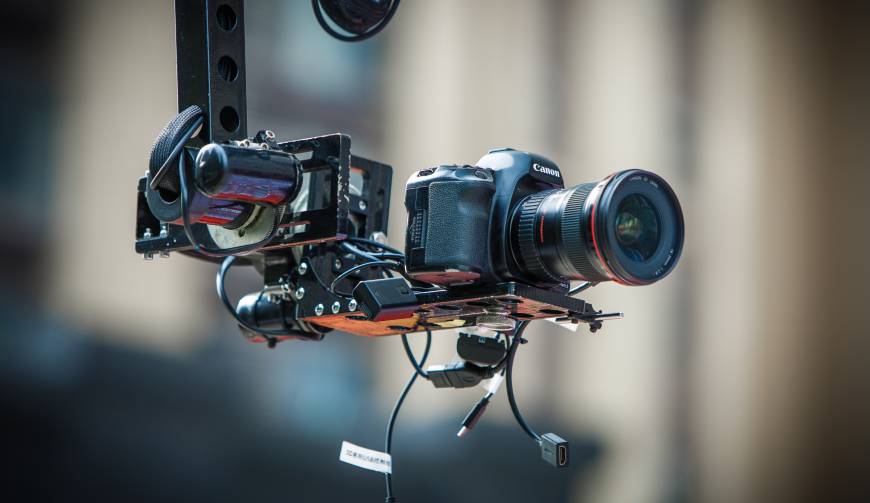 科技赋能生活：治多县产品视频拍摄开启智能新时代